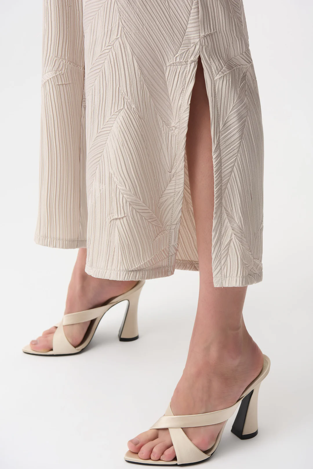 pantalón culotte plisados de satén joseph ribkoff pantalón culotte plisados de satén joseph ribkoff
