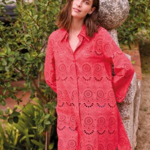 blusa troquelada coral